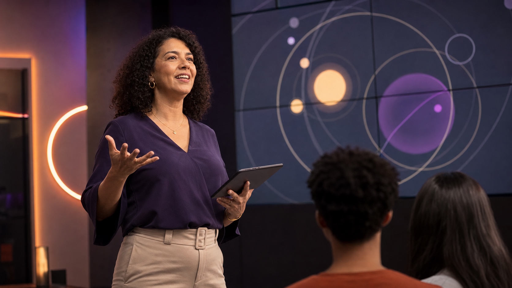 Professora conduzindo uma experiência de aprendizagem digital